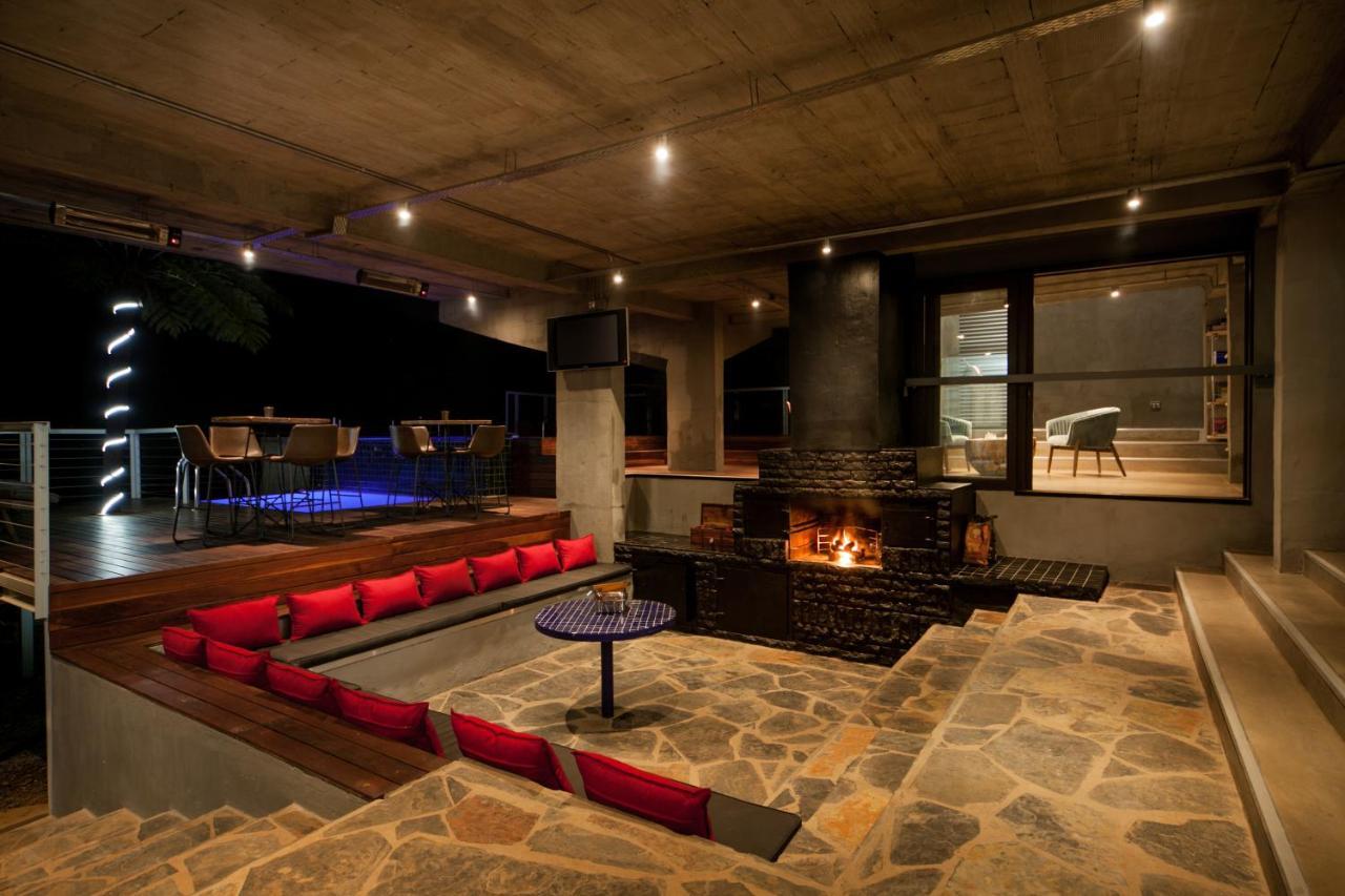 Mister C Bed & Breakfast Hartbeespoort Exterior photo