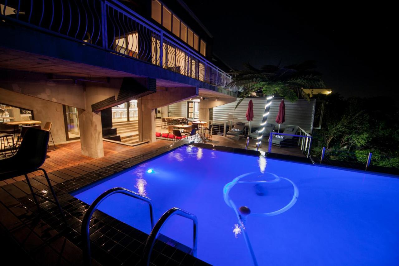 Mister C Bed & Breakfast Hartbeespoort Exterior photo